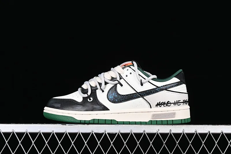 All Categories Nk SB Dunk Series Nk SB Dunk Low Low-top sneakers Nk Dunk Low "Miami Hurricanes" Space Exploration Star Trek Customized version of deconstructed straps retro distressed low-top sneakers DD1391-300
